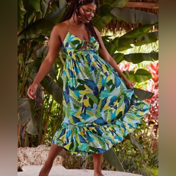 aerie Dresses & Skirts - Aerie Paradise Palm Green‎ Blue Halter Cutout Maxi Dress Women’s XS